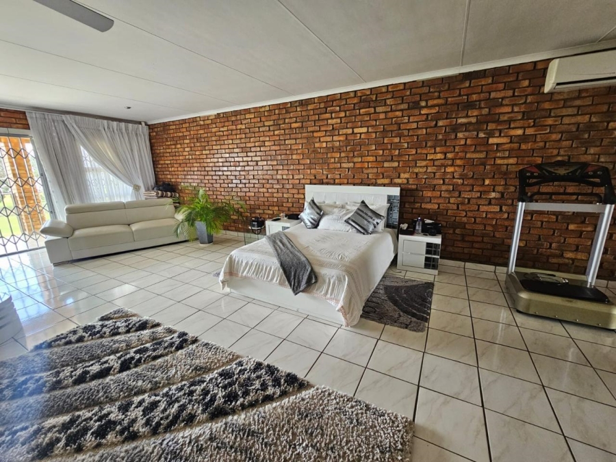 3 Bedroom Property for Sale in Sasolburg Rural Free State